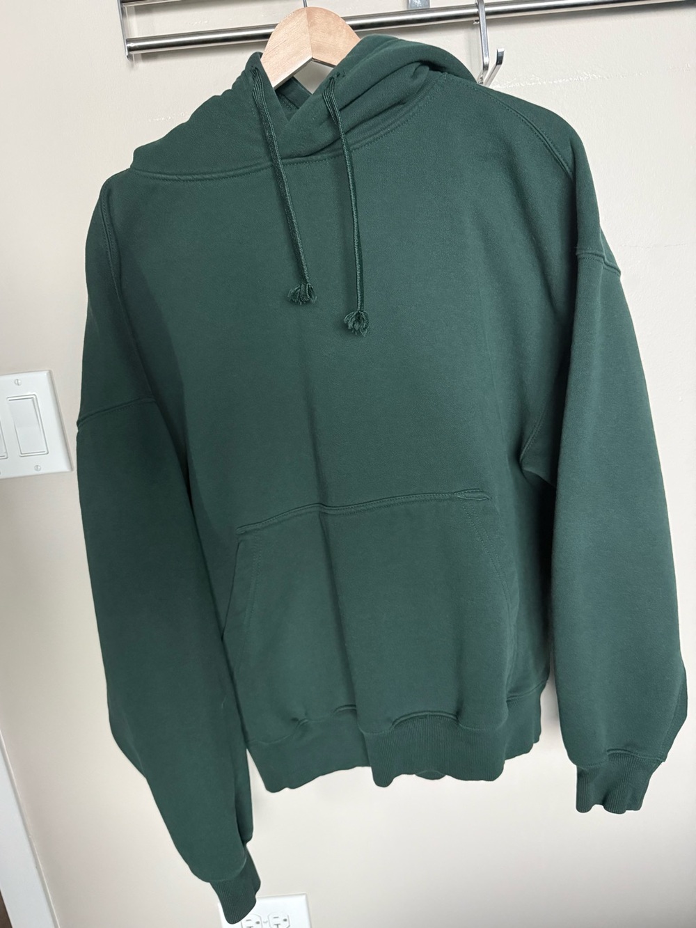 Pull&Bear Men's Forest Green Crewneck Hoodie